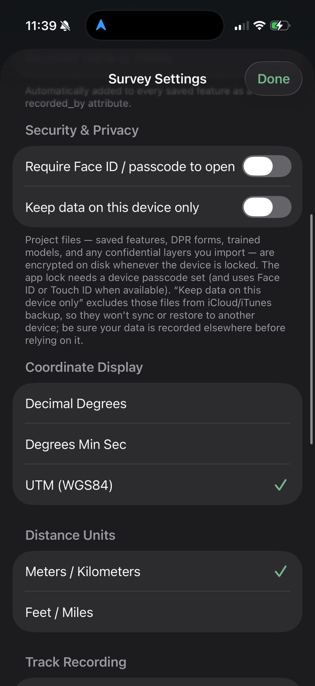 Ology security settings with Face ID lock and keep-data-on-device options